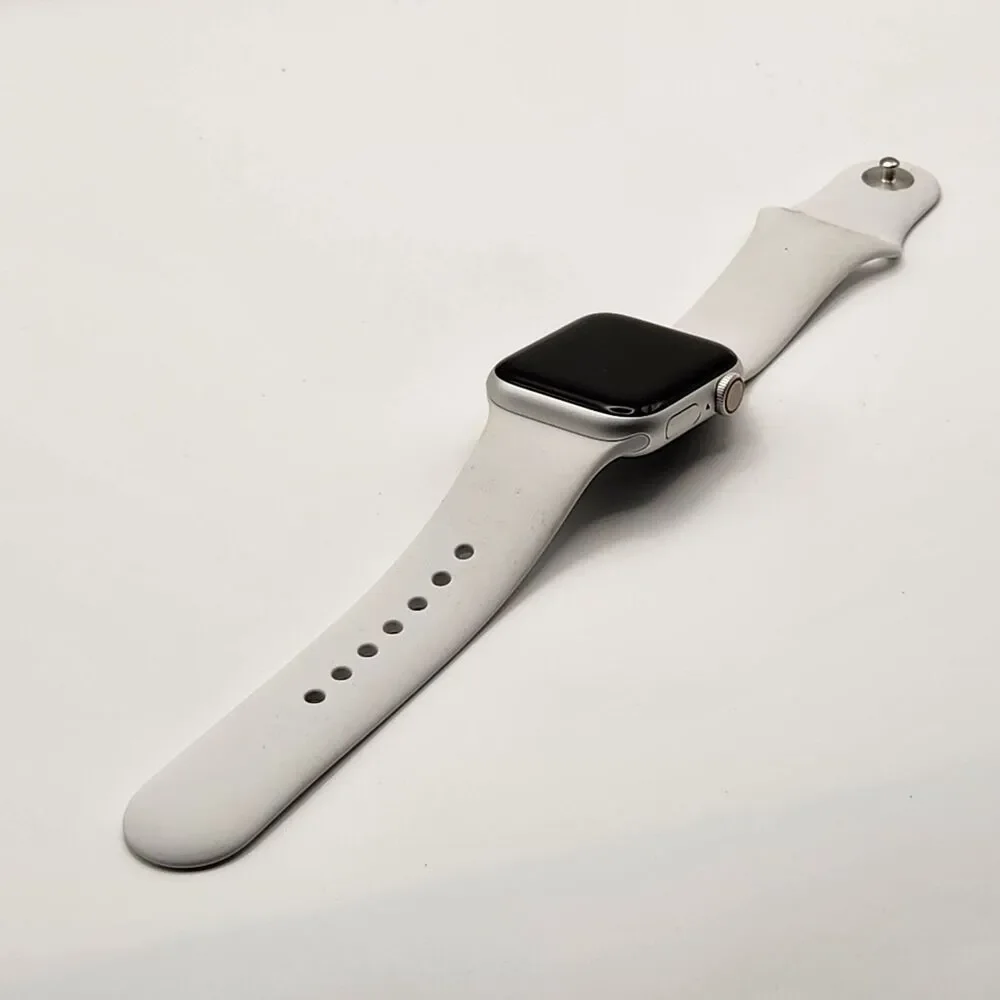 Apple 40mm Apple Watch Series 6 GPS/CELL PARTS OR REPAIR